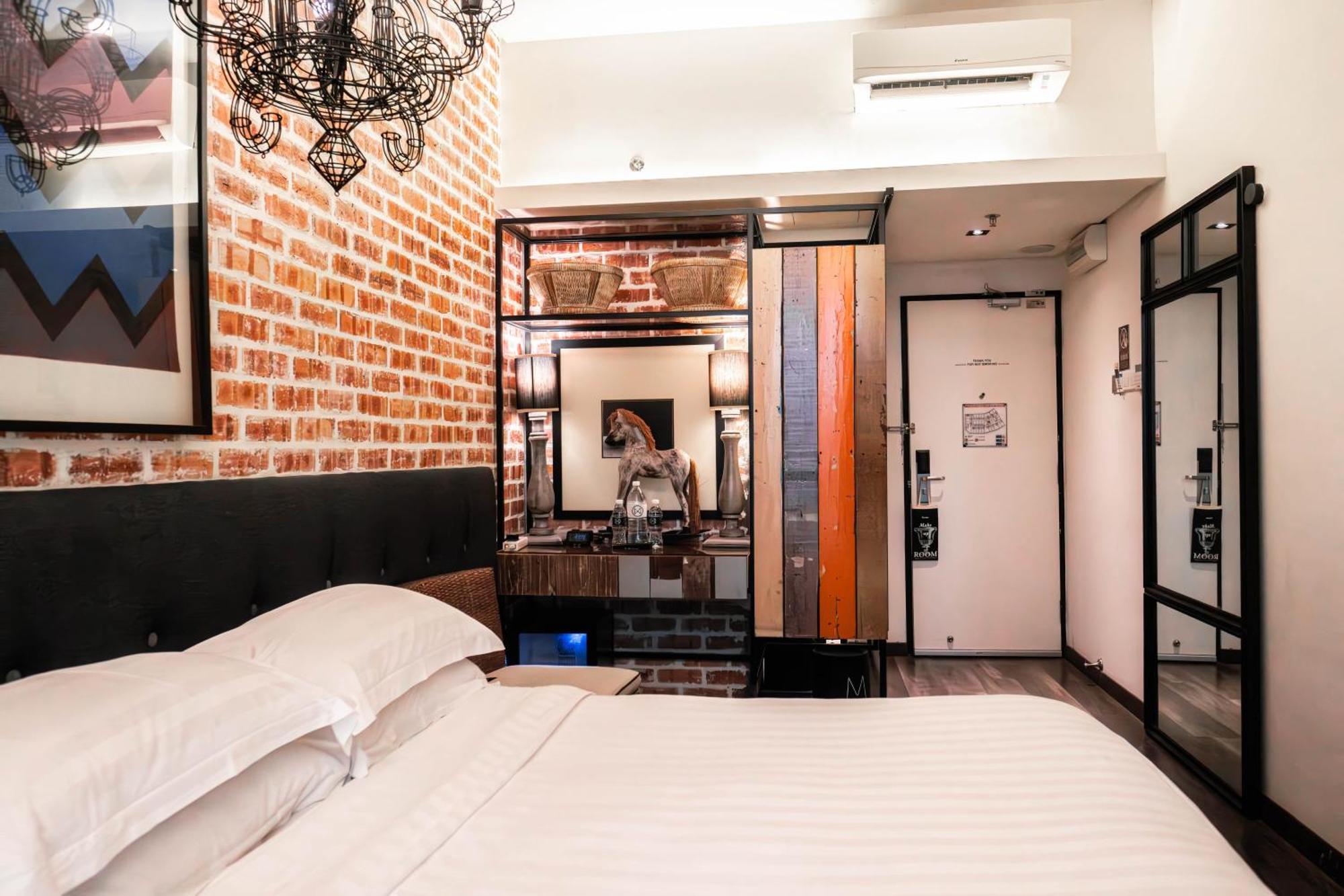 Premier Queen or Twin,1663756736:JPEG